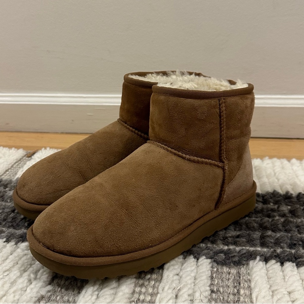 Brown/Chestnut Short Uggs - Ugg Mini Boots